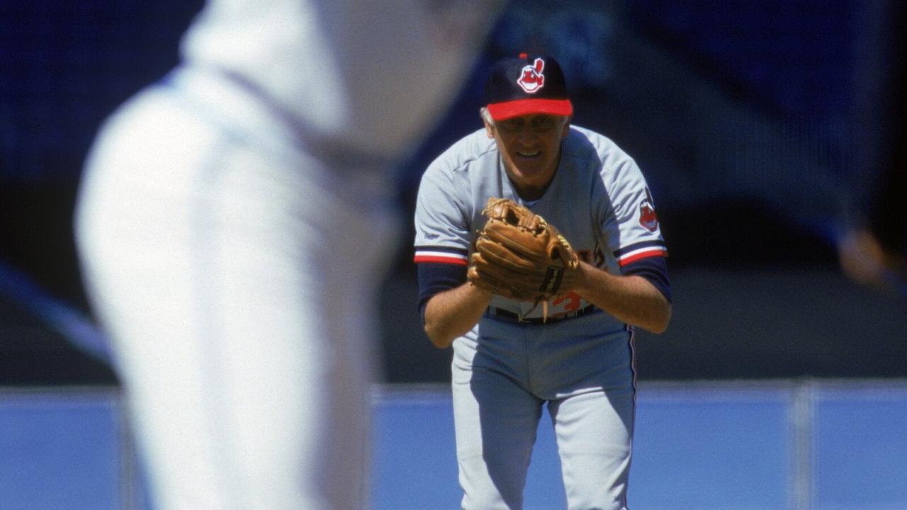 With Phil Niekro's Death, Baseball Has Lost the Knuckleball and Its Master  - The New York Times